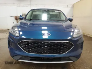 2020 Ford Escape SE z VIN 1FMCU9G6XLUC11649, wystawiony jako Copart lot #58934695 z przebiegiem 109 495 mil mil oraz Czysty tytuł • Clean title. Historia ofert i sprzedaży dostępna na DreamBid. Obrazek 5.