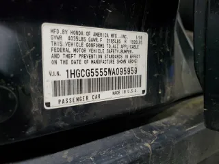 1998 Honda Accord EX z VIN 1HGCG5555WA095959, wystawiony jako Copart lot #86328854 z przebiegiem 252 058 mil mil oraz Szkoda całkowita • Salvage title. Historia ofert i sprzedaży dostępna na DreamBid. Obrazek 15.