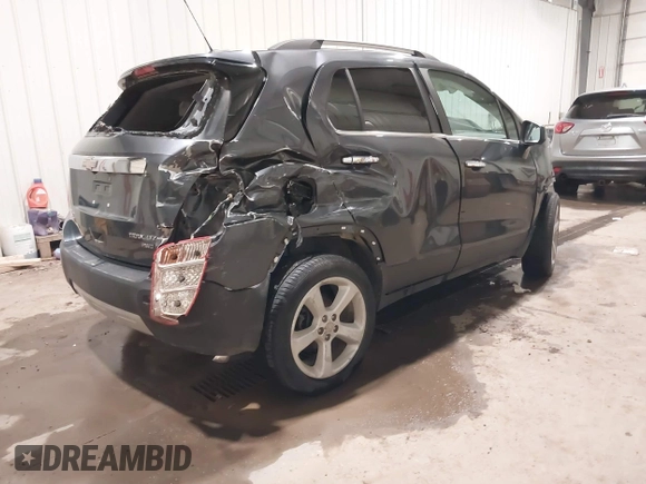 2016 Chevrolet Trax LTZ with VIN 3GNCJRSB1GL123615, listed as a IAAI auction lot 41232062 with 8,500 mi miles. Bid and sale history available at carsss.com. Image 4.