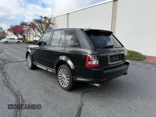 2013 Land Rover Range Rover Sport HSE with VIN SALSF2D45DA770185, listed as a Copart auction lot 54991615 with 104,969 mi miles and Clean Title. Bid and sale history available at carsss.com. Image 3.