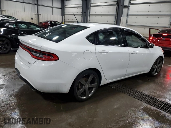 2015 Dodge Dart GT z VIN 1C3CDFEBXFD243965, wystawiony jako Copart lot #57996375 z przebiegiem 186 625 mil mil oraz Szkoda całkowita • Salvage title. Historia ofert i sprzedaży dostępna na DreamBid. Obrazek 3.