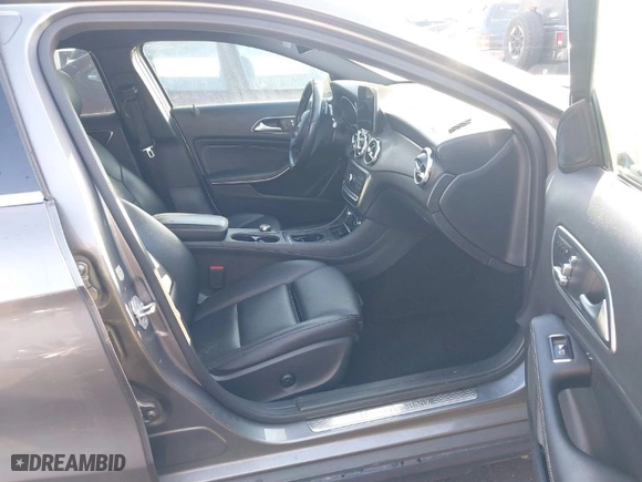 2018 Mercedes-Benz GLA with VIN WDCTG4GBXJJ369977, listed as a IAAI auction lot 41067295 with 90,798 mi miles. Bid and sale history available at carsss.com. Image 5.
