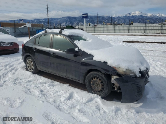 2011 Mazda Mazda3 i Sport with VIN JM1BL1UG5B1372623, listed as a Copart auction lot 46173515 with NaN miles and Salvage Title. Bid and sale history available at carsss.com. Image 4.