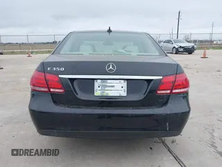 2014 Mercedes-Benz E-Class E 350 Sport with VIN WDDHF5KB2EA910687, listed as a IAAI auction lot 41576215 with 74,726 mi miles. Bid and sale history available at carsss.com. Image 17.