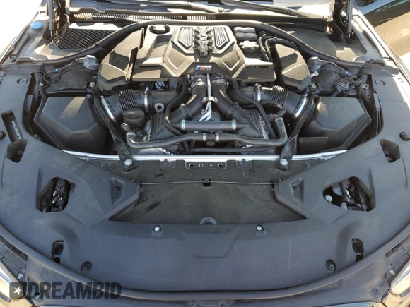 2022 BMW M8 Competition z VIN WBSAE0C08NCK00673, wystawiony jako Copart lot #61285334 z przebiegiem Nie podano mil oraz Szkoda całkowita • Salvage title. Historia ofert i sprzedaży dostępna na DreamBid. Obrazek 11.