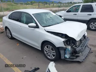 2017 Volkswagen Jetta S с VIN 3VW2B7AJ9HM257098, выставлен на аукционе IAAI как лот 42293925 с пробегом 133 996 миль миль и . История ставок и продаж доступна на DreamBid. Изображение 1.