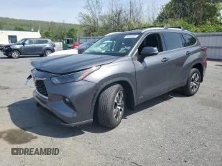 2022 Toyota Highlander Hybrid XLE z VIN 5TDGBRCH0NS547806, wystawiony jako Copart lot #55397585 z przebiegiem Nie podano mil oraz Szkoda całkowita • Salvage title. Historia ofert i sprzedaży dostępna na DreamBid. Obrazek 1.