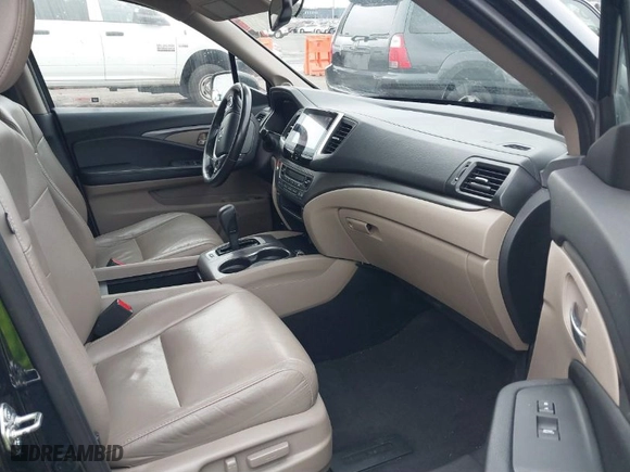 2016 Honda Pilot EX-L with VIN 5FNYF6H50GB112667, listed as a IAAI auction lot 41468703 with 166,366 mi miles. Bid and sale history available at carsss.com. Image 5.