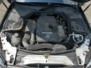 2018 Mercedes-Benz C 300 z VIN WDDWF4KB7JR331370, wystawiony jako Copart lot #60854275 z przebiegiem 103 990 mil mil oraz Czysty tytuł • Clean title. Historia ofert i sprzedaży dostępna na DreamBid. Obrazek 11.