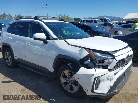 2023 Toyota RAV4 Hybrid XLE with VIN 4T3RWRFV2PU085104, listed as a IAAI auction lot 41825077 with 110,877 mi miles. Bid and sale history available at carsss.com. Image 1.