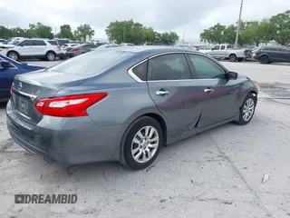 2016 Nissan Altima SR with VIN 1N4AL3APXGC129614, listed as a IAAI auction lot 41914117 with 98,595 mi miles and . Bid and sale history available at carsss.com. Image 4.