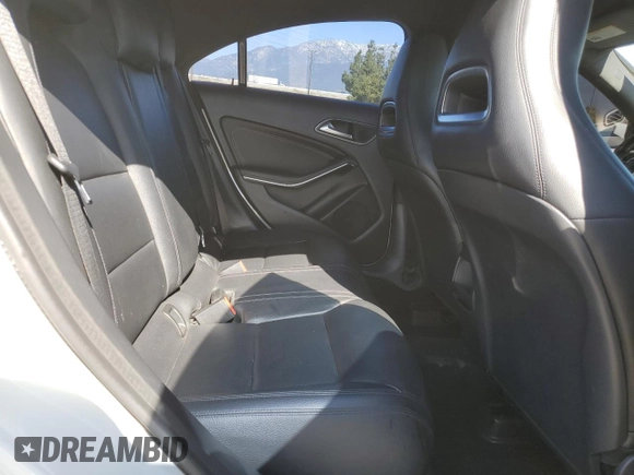 2014 Mercedes-Benz CLA 250 with VIN WDDSJ4EB4EN111884, listed as a Copart auction lot 49444735 with 111,618 mi miles and Salvage title. Bid and sale history available at DreamBid. Image 10.