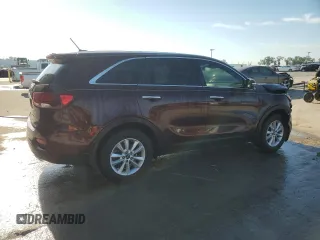 2019 Kia Sorento L with VIN 5XYPG4A38KG517845, listed as a Copart auction lot 50703685 with 46,441 mi miles and Salvage Title. Bid and sale history available at carsss.com. Image 3.