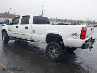 2006 Chevrolet Silverado 2500HD LT1 with VIN 1GCHK23D46F191371, listed as a IAAI auction lot 41032500 with 1 mi miles. Bid and sale history available at carsss.com. Image 3.