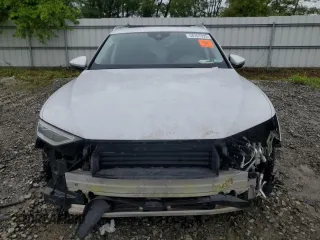 2021 Audi e-tron Premium z VIN WA1AAAGE2MB037094, wystawiony jako Copart lot #58707925 z przebiegiem Nie podano mil oraz Szkody całkowita. Historia ofert i sprzedaży dostępna na DreamBid. Obrazek 5.