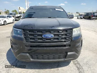 2019 Ford Police Interceptor Utility z VIN 1FM5K8AR8KGB23482, wystawiony jako Copart lot #69660284 z przebiegiem 33 397 mil mil oraz Szkoda całkowita • Salvage title. Historia ofert i sprzedaży dostępna na DreamBid. Obrazek 5.