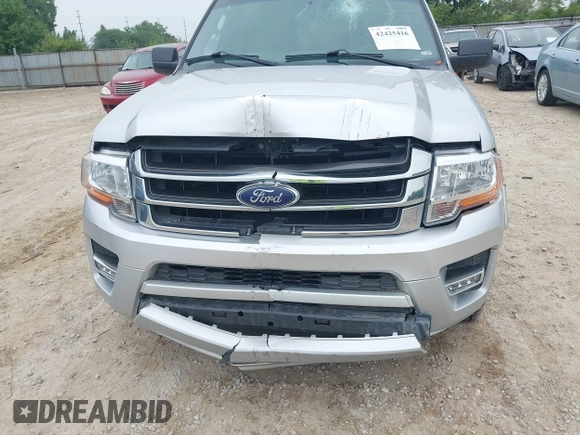 2017 Ford Expedition XLT with VIN 1FMJU1JT2HEA58564, listed as a IAAI auction lot 42425416 with 70,270 mi miles and . Bid and sale history available at DreamBid. Image 6.