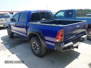 2005 Toyota Tacoma PreRunner z VIN 3TMJU62N75M001803, wystawiony jako IAAI lot #42329450 z przebiegiem 138 188 mil mil oraz . Historia ofert i sprzedaży dostępna na DreamBid. Obrazek 3.