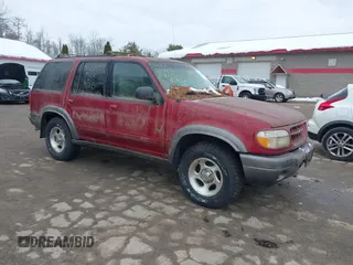 2000 Ford Explorer XLT with VIN 1FMZU73E6YZB45770, listed as a IAAI auction lot 41658999 with 227,802 mi miles and . Bid and sale history available at DreamBid. Image 1.