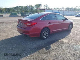 2016 Hyundai Sonata SE z VIN 5NPE24AF1GH349434, wystawiony jako IAAI lot #42555667 z przebiegiem 178 592 mil mil oraz . Historia ofert i sprzedaży dostępna na DreamBid. Obrazek 4.