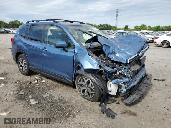 2021 Subaru Forester Premium with VIN JF2SKAFC5MH493077, listed as a Copart auction lot 55072795 with 132,719 mi miles and Salvage title. Bid and sale history available at DreamBid. Image 4.
