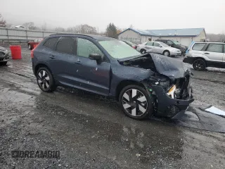 2024 Volvo XC60 Recharge Plug-In Hybrid Plus Dark Theme with VIN YV4H60DL4R1730276, listed as a Copart auction lot 82150614 with 17,300 mi miles and Salvage Title. Bid and sale history available at carsss.com. Image 4.