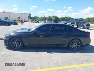 2016 BMW 7 Series 740i с VIN WBA7E2C51GG738889, выставлен на аукционе IAAI как лот 41838071 с пробегом 49 649 миль миль и . История ставок и продаж доступна на DreamBid. Изображение 14.