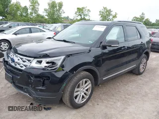2019 Ford Explorer XLT с VIN 1FM5K8D88KGA86159, выставлен на аукционе IAAI как лот 42513369 с пробегом 52 614 миль миль и . История ставок и продаж доступна на DreamBid. Изображение 17.