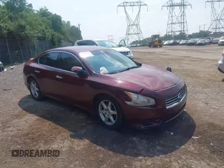 2013 Nissan Maxima SV z VIN 1N4AA5AP0DC812855, wystawiony jako IAAI lot #42493946 z przebiegiem 91 845 mil mil oraz . Historia ofert i sprzedaży dostępna na DreamBid. Obrazek 1.