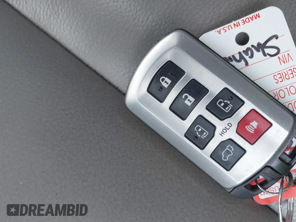2018 Toyota Sienna XLE Auto Access Seat with VIN 5TDYZ3DC1JS953619, listed as a IAAI auction lot 42079751 with 133,189 mi miles and . Bid and sale history available at DreamBid. Image 11.