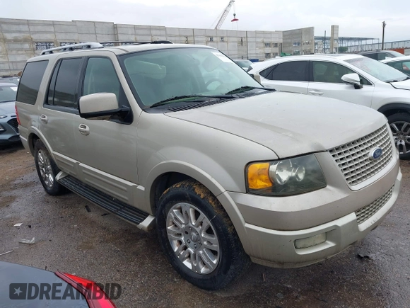 2005 Ford Expedition z VIN 1FMPU195X5LA70128, wystawiony jako IAAI lot #42443618 z przebiegiem Nie podano mil oraz . Historia ofert i sprzedaży dostępna na DreamBid. Obrazek 1.