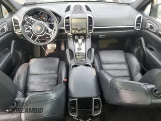 2015 Porsche Cayenne Turbo with VIN WP1AC2A28FLA82086, listed as a Copart auction lot 59860125 with 113,414 mi miles and Salvage title. Bid and sale history available at DreamBid. Image 8.
