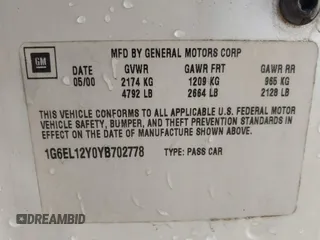 2000 Cadillac Eldorado ESC with VIN 1G6EL12Y0YB702778, listed as a IAAI auction lot 41988107 with 203,526 mi miles. Bid and sale history available at carsss.com. Image 9.