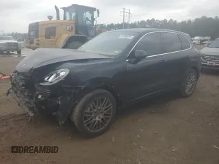 2014 Porsche Cayenne S z VIN WP1AB2A28ELA56038, wystawiony jako Copart lot #44906055 z przebiegiem 158 600 mil mil oraz Szkoda całkowita • Salvage title. Historia ofert i sprzedaży dostępna na DreamBid. Obrazek 1.