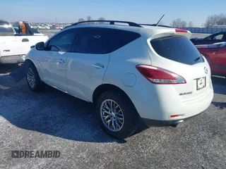 2011 Nissan Murano LE z VIN JN8AZ1MU2BW057849, wystawiony jako IAAI lot #41215629 z przebiegiem 195 651 mil mil oraz . Historia ofert i sprzedaży dostępna na DreamBid. Obrazek 3.