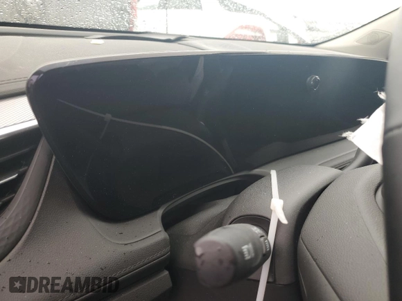 2024 Buick Encore GX Avenir z VIN KL4AMFSL4RB023912, wystawiony jako Copart lot #51159555 z przebiegiem Nie podano mil oraz Szkoda całkowita • Salvage title. Historia ofert i sprzedaży dostępna na DreamBid. Obrazek 9.