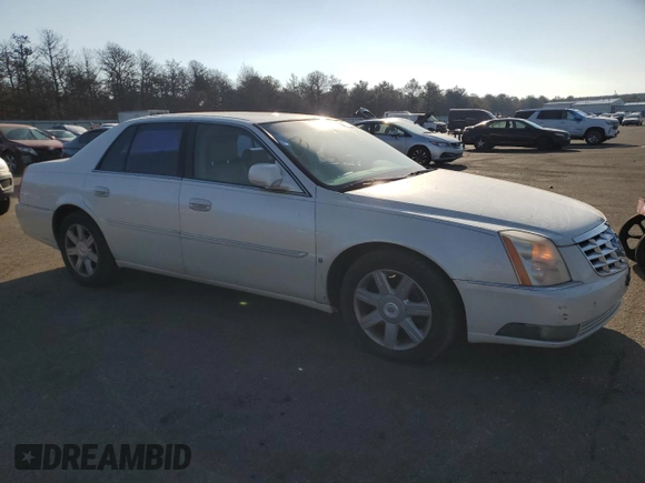 2007 Cadillac DTS V8 z VIN 1G6KD57Y27U208554, wystawiony jako Copart lot #88748645 z przebiegiem 80 341 mil mil oraz Tytuł czysty. Historia ofert i sprzedaży dostępna na DreamBid. Obrazek 4.
