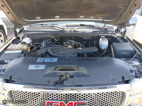 2005 GMC Yukon Denali with VIN 1GKEK63U35J149963, listed as a IAAI auction lot 41829530 with 243,575 mi miles. Bid and sale history available at carsss.com. Image 10.