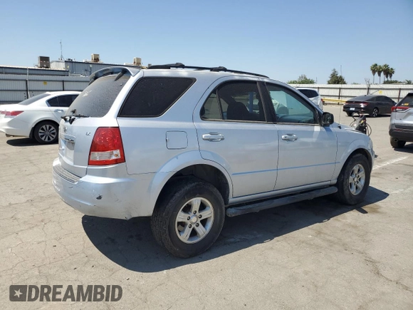 2006 Kia Sorento LX with VIN KNDJD733X65578898, listed as a Copart auction lot 60261065 with 144,087 mi miles and Salvage title. Bid and sale history available at DreamBid. Image 3.