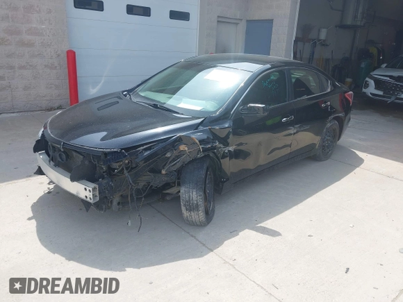 2013 Nissan Altima 2.5 S with VIN 1N4AL3APXDC145226, listed as a IAAI auction lot 41469818 with 217,513 mi miles and . Bid and sale history available at carsss.com. Image 2.