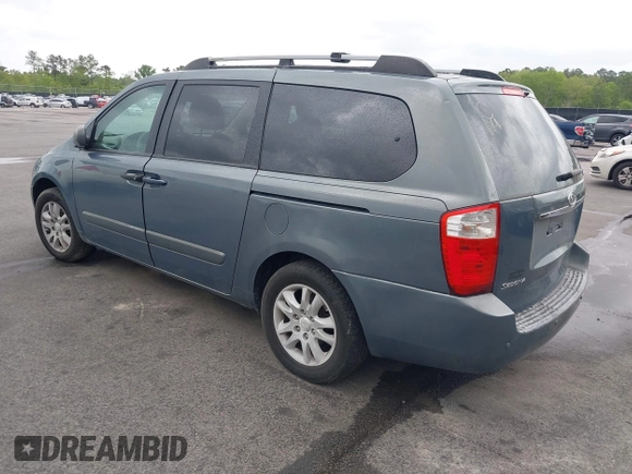 2006 Kia Sedona LX with VIN KNDMB233766015453, listed as a IAAI auction lot 41940305 with 189,319 mi miles. Bid and sale history available at carsss.com. Image 3.