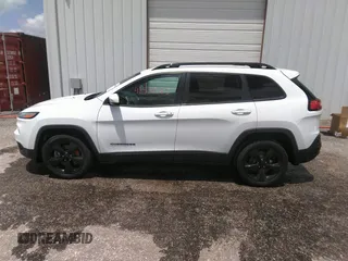 2016 Jeep Cherokee Latitude with VIN 1C4PJLCS8GW229995, listed as a IAAI auction lot 42534085 with 158,263 mi miles and . Bid and sale history available at DreamBid. Image 14.