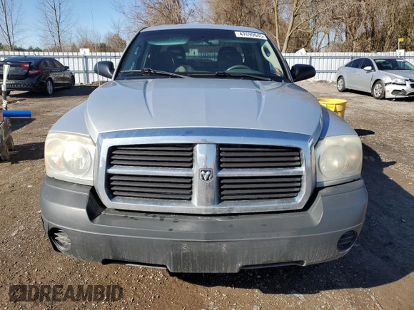 2006 Dodge Dakota ST with VIN 1D7HW28K56S518482, listed as a Copart auction lot 47699645 with 249,397 mi miles and Clean Title. Bid and sale history available at DreamBid. Image 5.