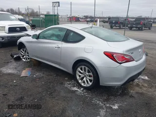 2016 Hyundai Genesis Coupe 3.8L Base with VIN KMHHT6KJ3GU132901, listed as a IAAI auction lot 41525043 with 94,012 mi miles. Bid and sale history available at carsss.com. Image 3.
