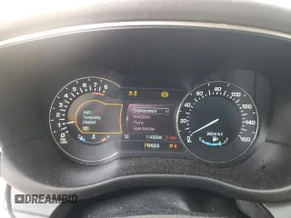 2017 Lincoln MKC Reserve z VIN 5LMCJ3D97HUL35581, wystawiony jako Copart lot #58519795 z przebiegiem 114 300 mil mil oraz Tytuł czysty. Historia ofert i sprzedaży dostępna na DreamBid. Obrazek 9.