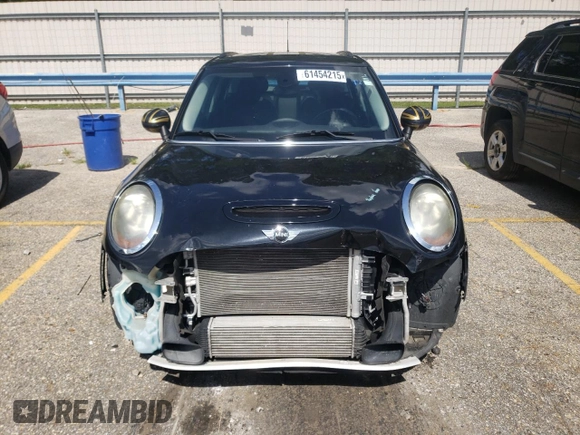 2016 MINI Hardtop 4 Door S with VIN WMWXU3C58G2B67264, listed as a Copart auction lot 61454215 with 66,550 mi miles and Salvage title. Bid and sale history available at DreamBid. Image 5.