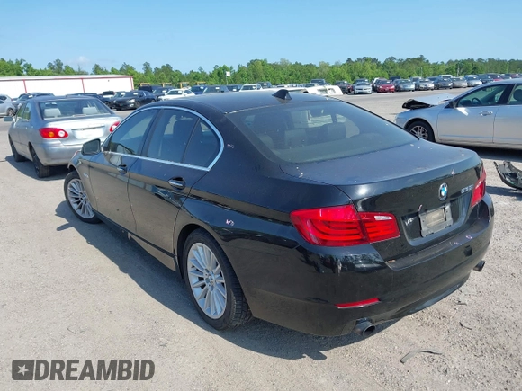 2013 BMW 5 Series 535i with VIN WBAFR7C55DC822262, listed as a IAAI auction lot 42136544 with 111,541 mi miles and . Bid and sale history available at DreamBid. Image 3.