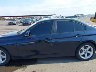 2014 BMW 3 Series 328i z VIN WBA3C1C58EK115326, wystawiony jako IAAI lot #42403532 z przebiegiem 135 348 mil mil oraz . Historia ofert i sprzedaży dostępna na DreamBid. Obrazek 14.