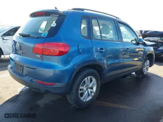 2017 Volkswagen Tiguan S with VIN WVGAV7AX1HW509822, listed as a IAAI auction lot 41625089 with 97,039 mi miles. Bid and sale history available at carsss.com. Image 4.