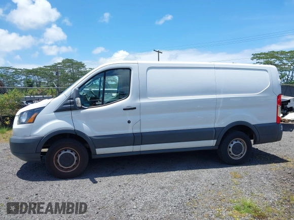 2018 Ford Transit z VIN 1FTYR1YM9JKB43850, wystawiony jako IAAI lot #42151963 z przebiegiem 72 286 mil mil oraz . Historia ofert i sprzedaży dostępna na DreamBid. Obrazek 14.